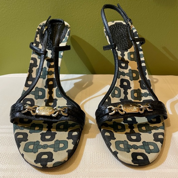 Gucci Printed Black Leather 4” Stiletto Heeled Sandal - 8 - Picture 2 of 14